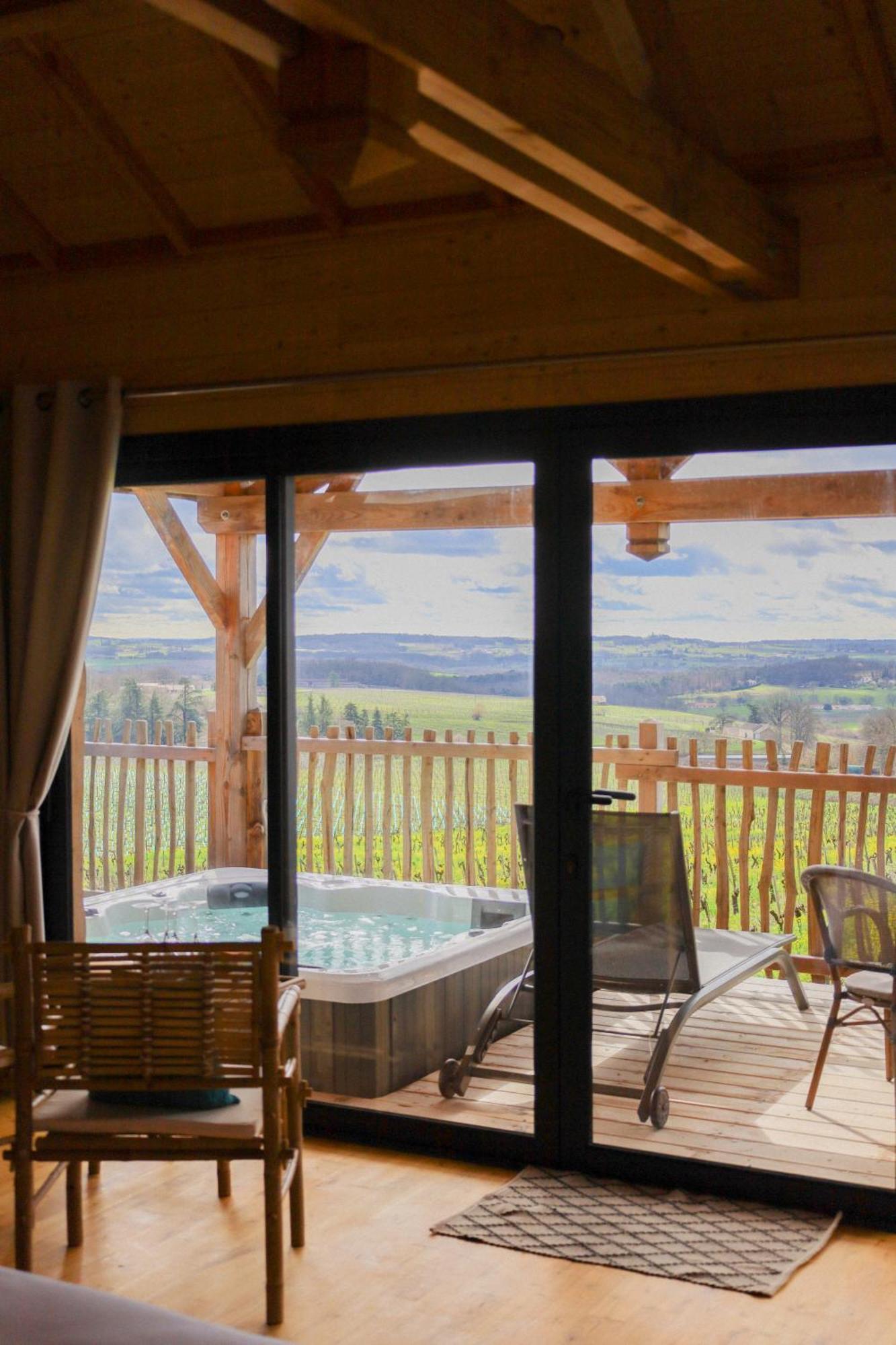 Bed and Breakfast Le Domaine De La Tour Des Vents Бержерак Экстерьер фото